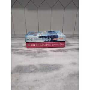 Debbie‎ Macomber Paperback Novel Bundle: Starry Night & Starting Now